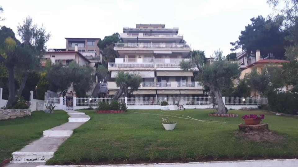 Stefani Apartment With A Sea View Terrace! เนอามูดาเนีย ภายนอก รูปภาพ